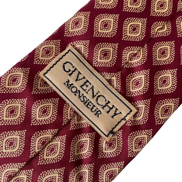 Givenchy Silk Tie Paisley Diamond Made in USA Italian Silk Red Cream EUC - Picture 5 of 7